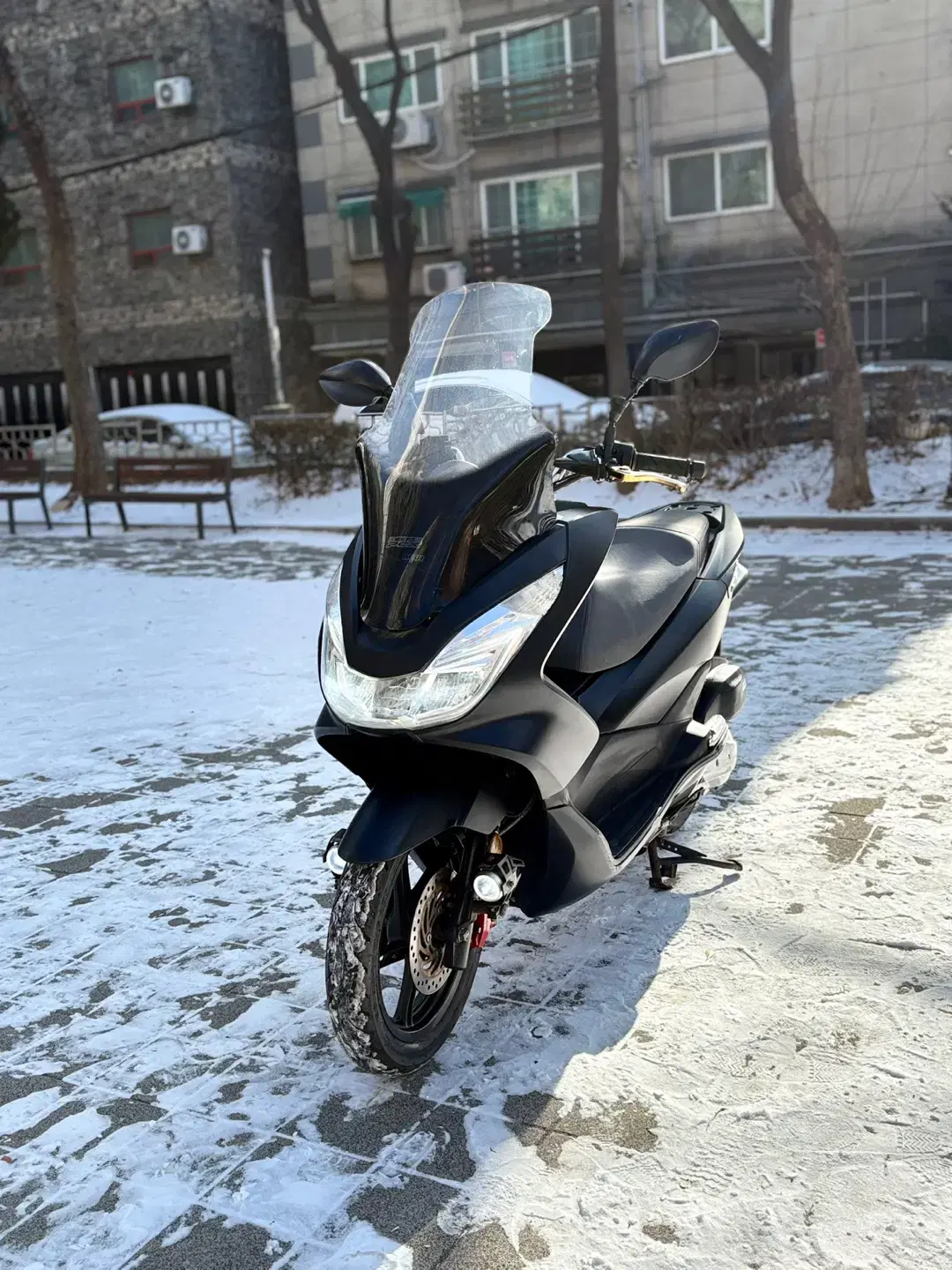 PCX125CC 18년식 짧은키로수 저렴하게 판매합니다.